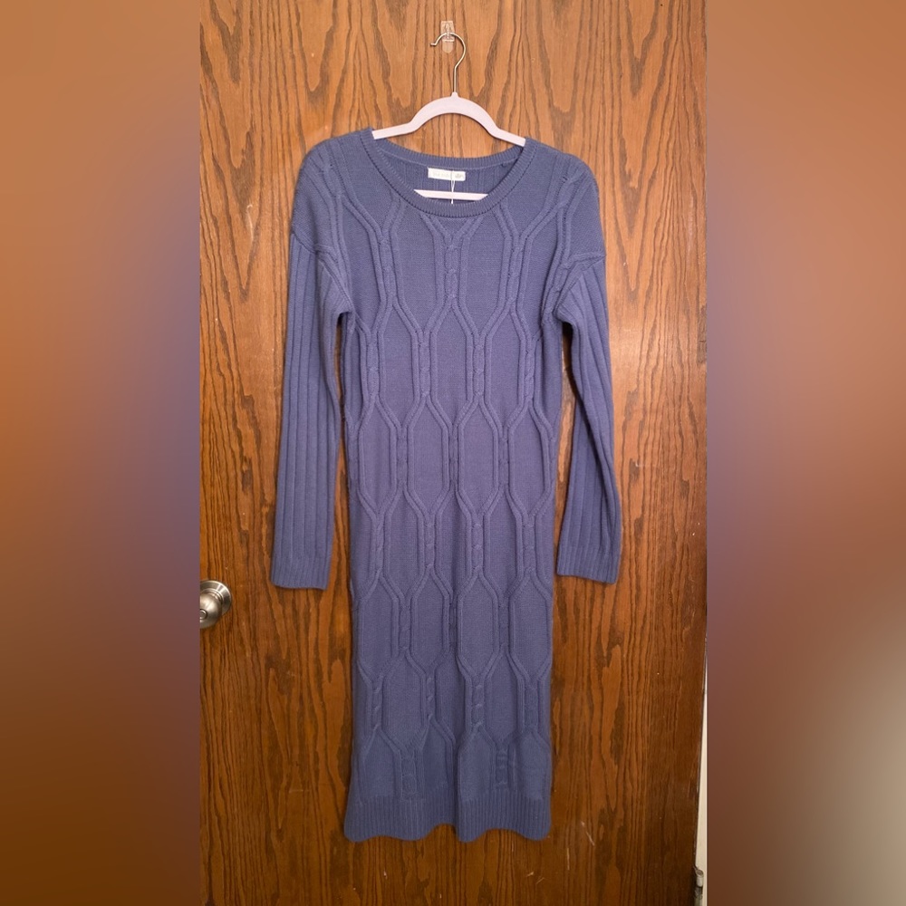 Midi blue sweater dress